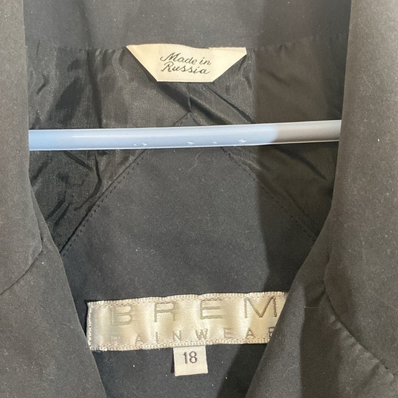 Brem Rainwear Black Trench coat with pockets  size 18 - Picture 2 of 7